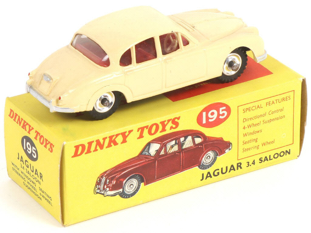 Lot 271 - DINKY TOYS (GB) (1)