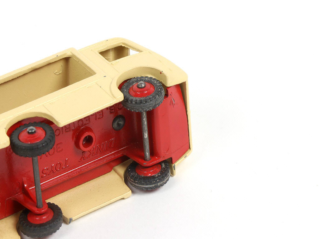 Lot 309 - DINKY TOYS (GB) (1)