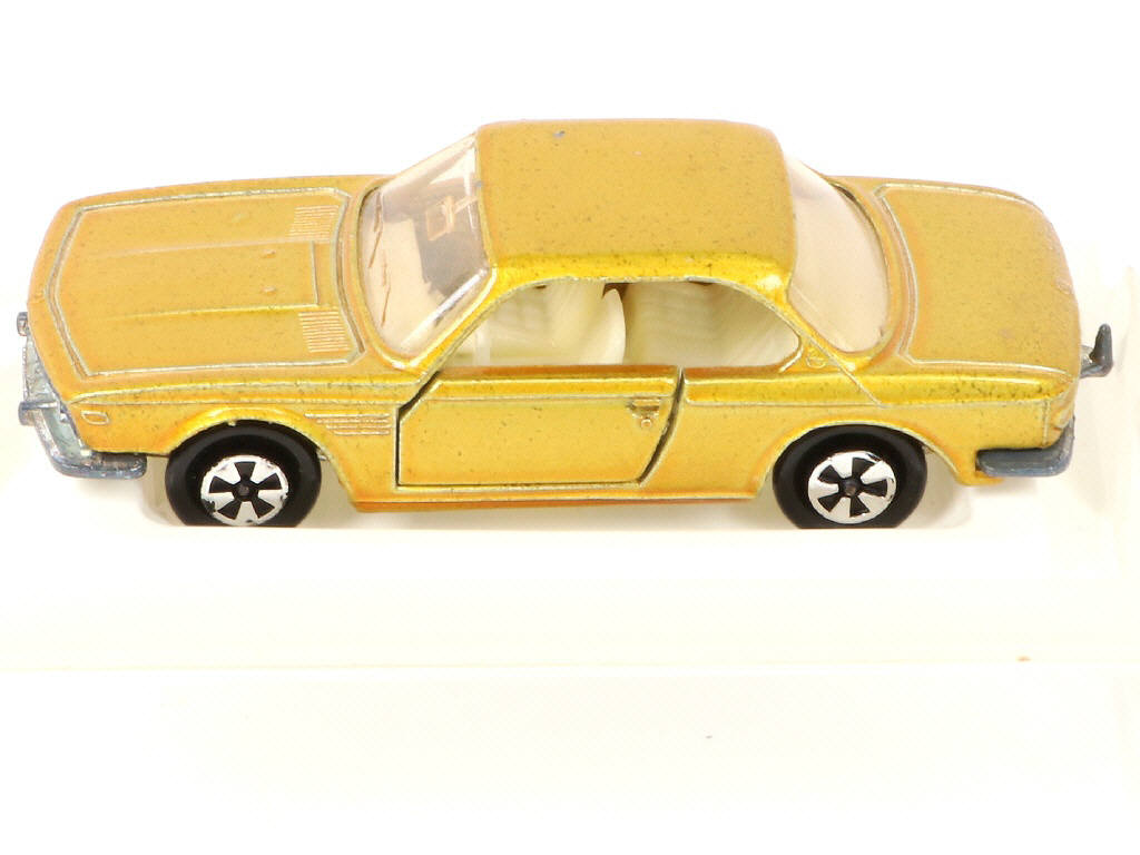 Lot 206 - MAJORETTE (FRANCE) (1)