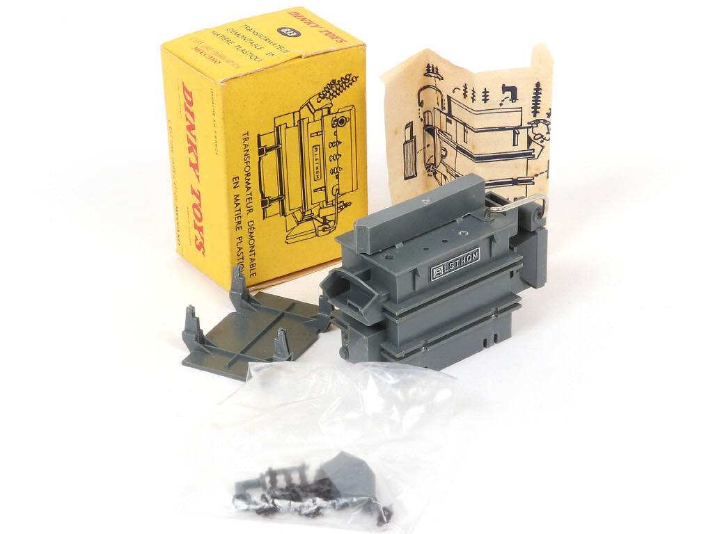 Lot 269 - DINKY TOYS (FRANCE) (1)