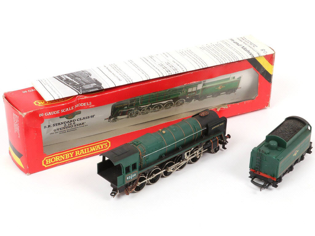 Lot 19 - HORNBY 'HO' (1)