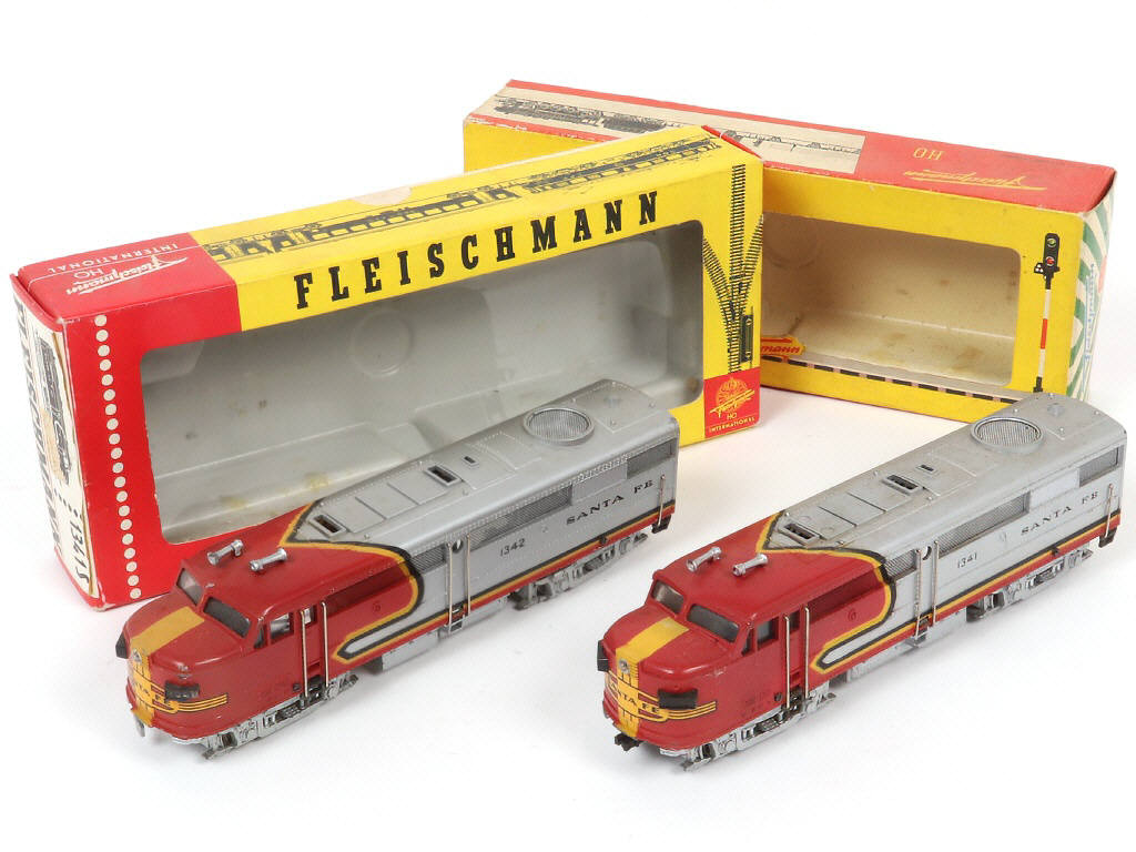 Lot 16 - FLEISCHMANN 'HO' (ALLEMAGNE) (2)