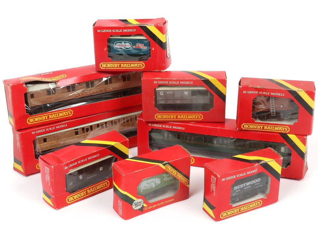 Lot 24 - HORNBY 'HO' (9)