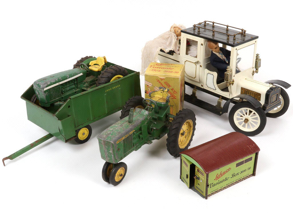 Lot 44 - DIVERS (5)