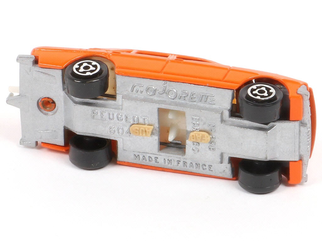 Lot 119 - MAJORETTE (FRANCE) (1)