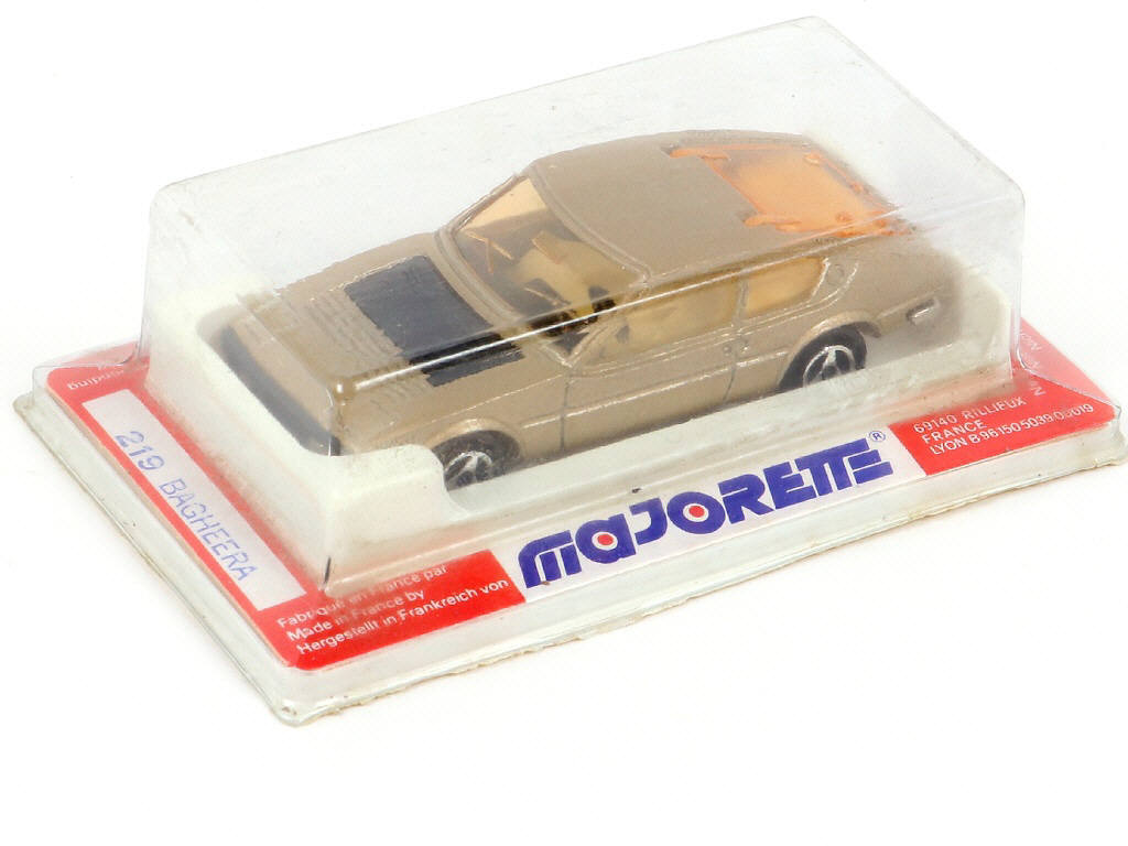 Lot 109 - MAJORETTE (FRANCE) (1)