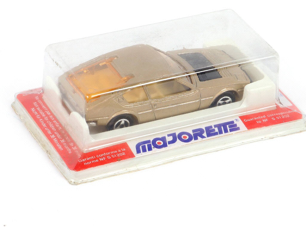 Lot 109 - MAJORETTE (FRANCE) (1)