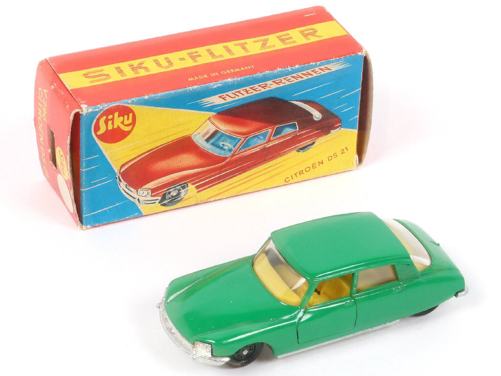 Lot 203 - SIKU (ALLEMAGNE) (1)