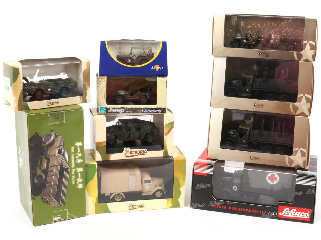 Lot 164 - DIVERS (10)