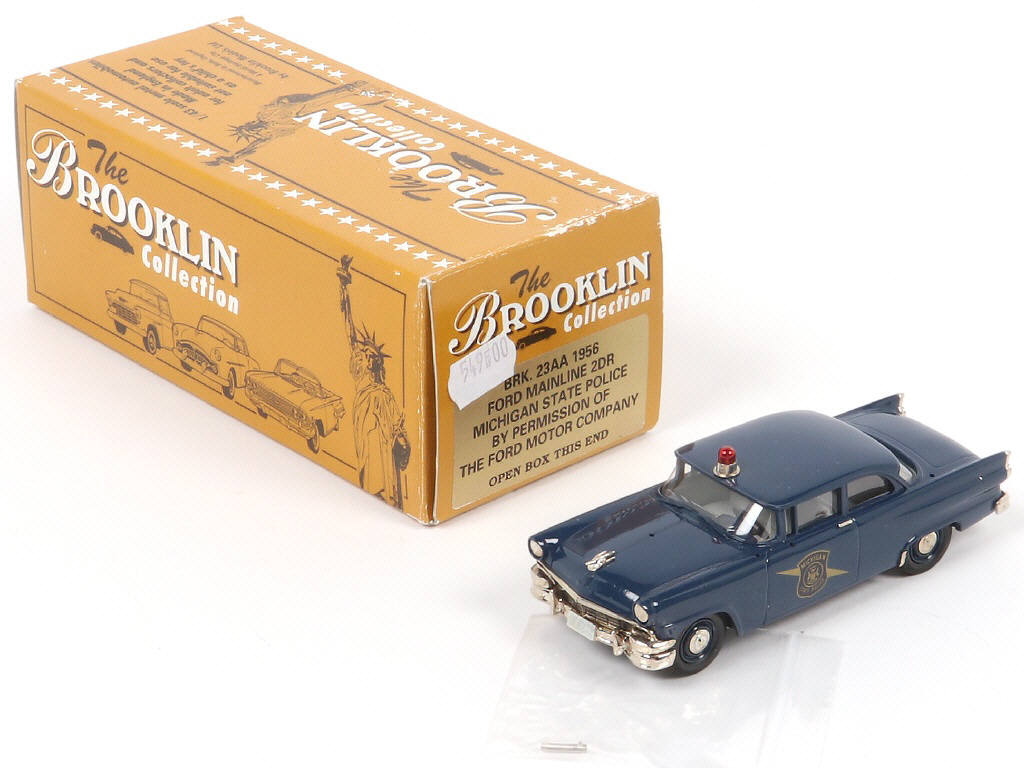 Lot 174 - BROOKLIN MODELS (GB) (1)