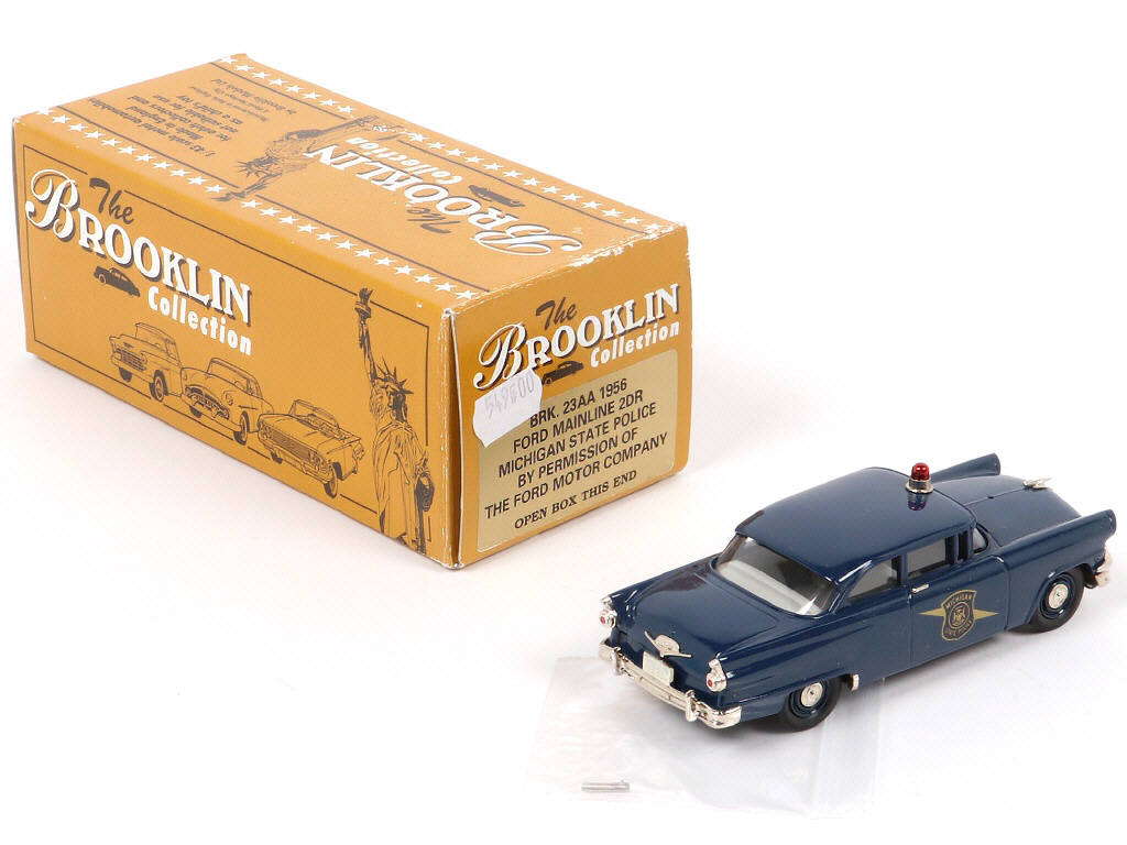 Lot 174 - BROOKLIN MODELS (GB) (1)