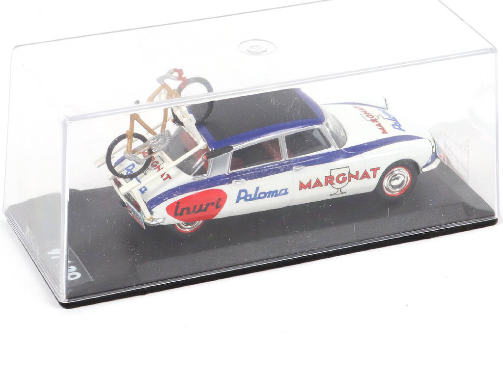 Lot 152 - DIVERS (1)