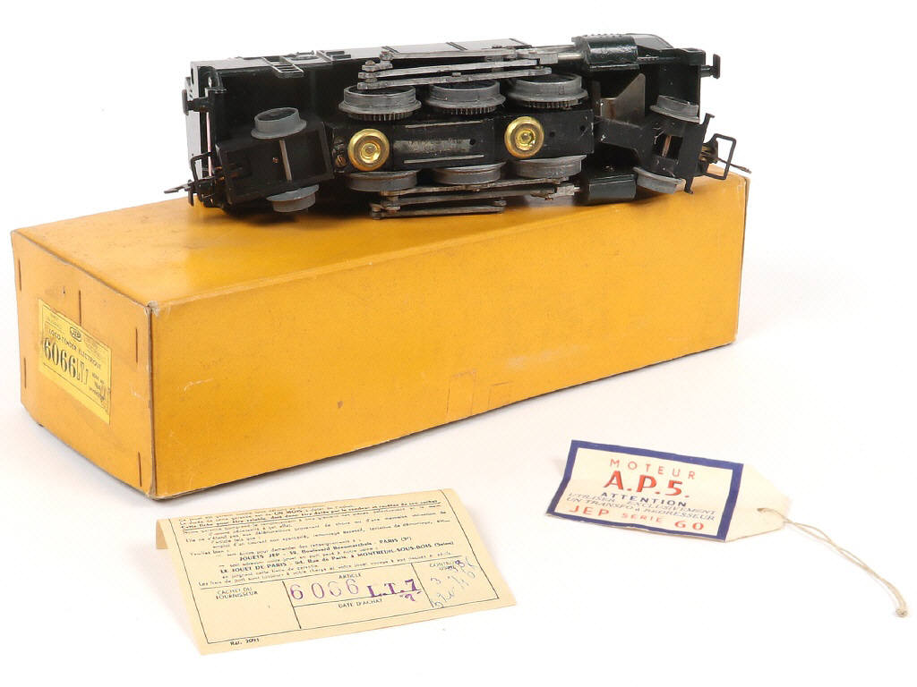 Lot 32 - JEP (FRANCE) (1)