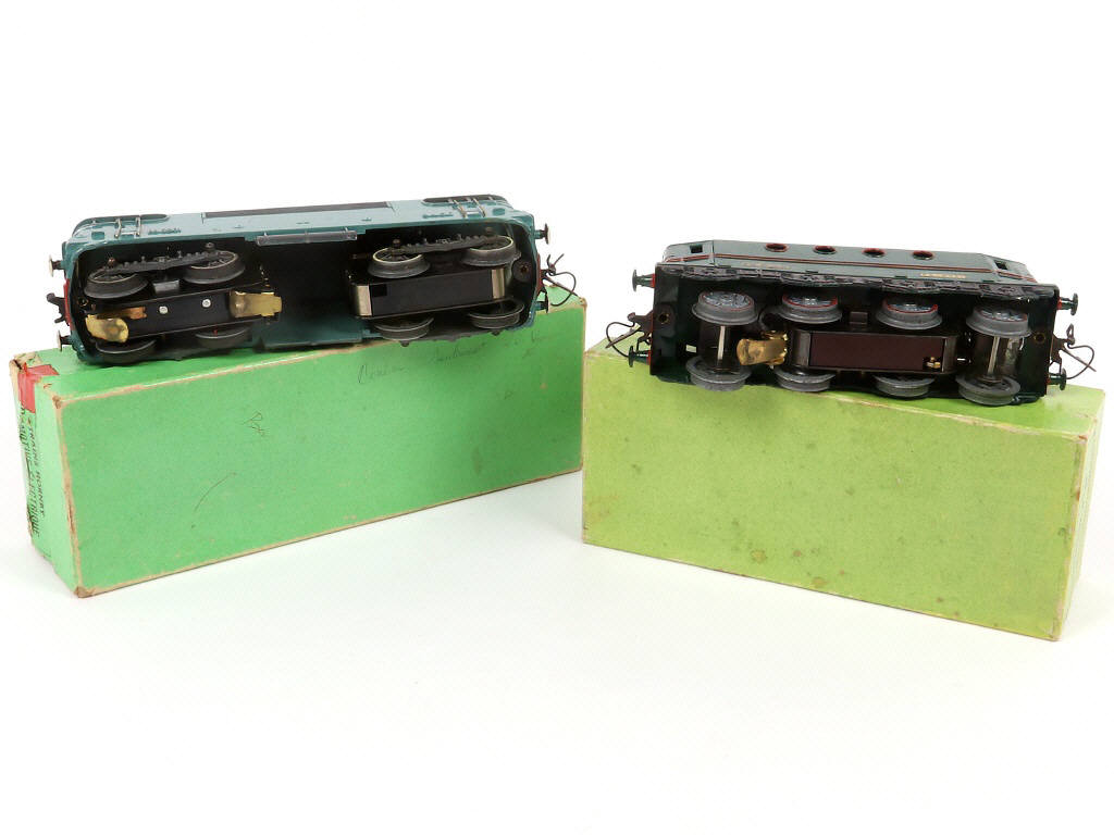 Lot 34 - HORNBY 'O' (FRANCE) (2)