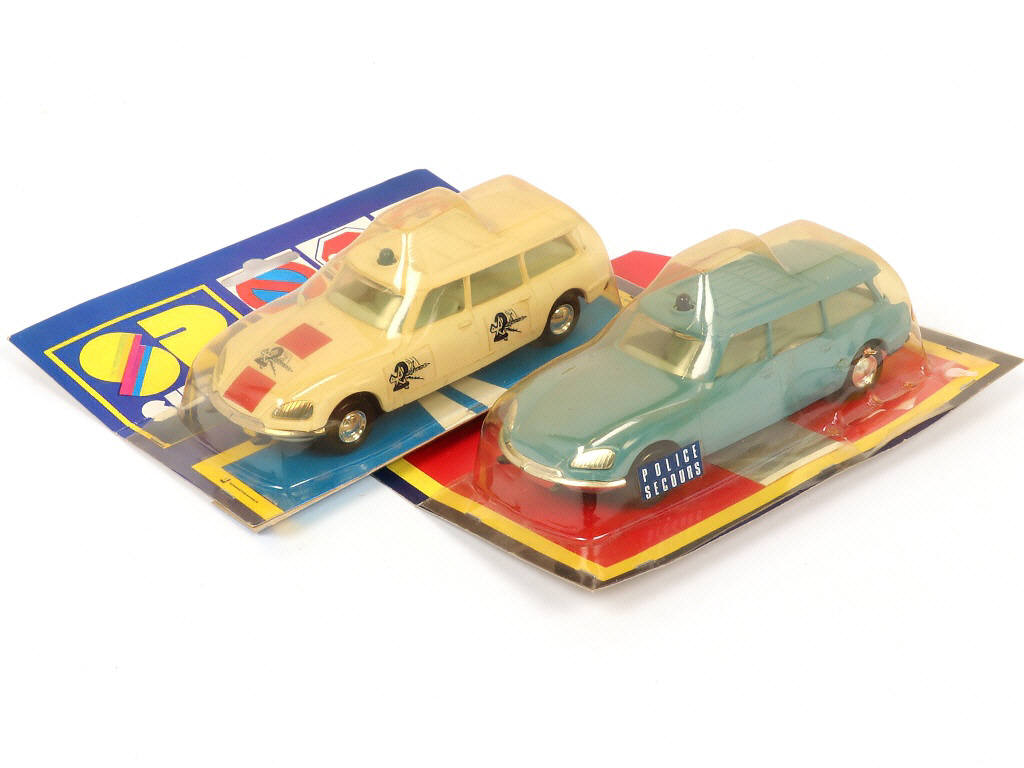 Lot 113 - INJECTAPLASTIC (FRANCE) (2)