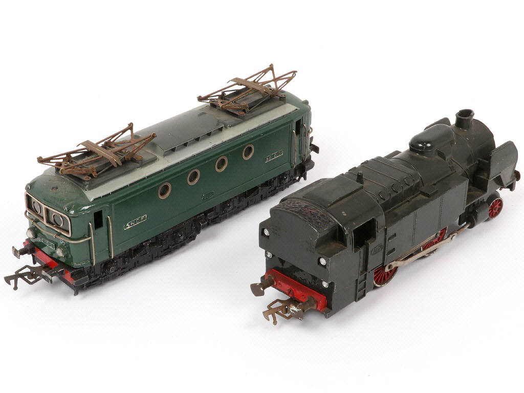 Lot 19 - JEP (FRANCE) (2)