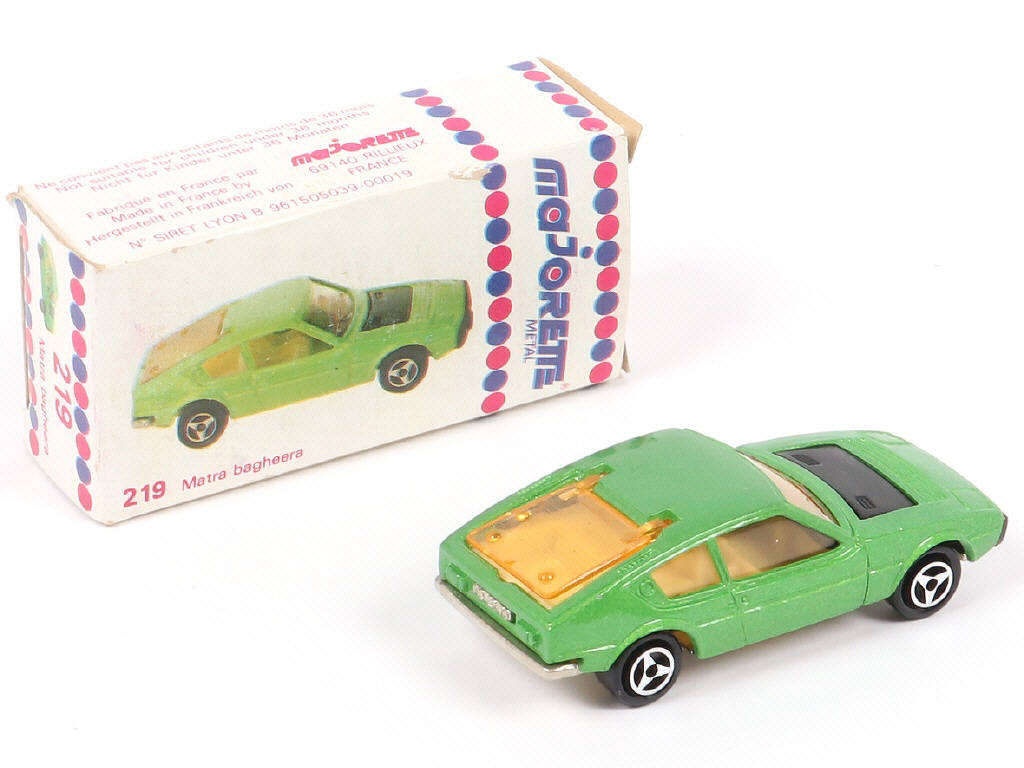 Lot 152 - MAJORETTE (FRANCE) (1)