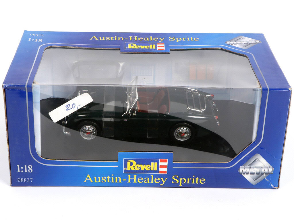 Lot 32 - REVELL (ALLEMAGNE) (4)