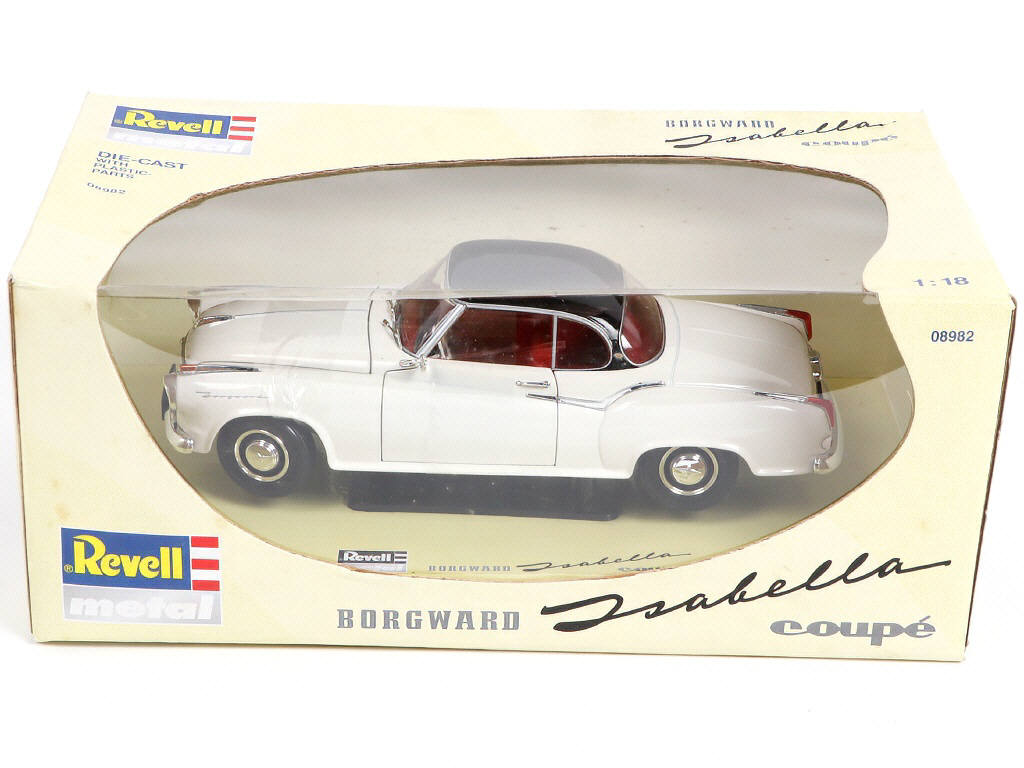 Lot 32 - REVELL (ALLEMAGNE) (4)