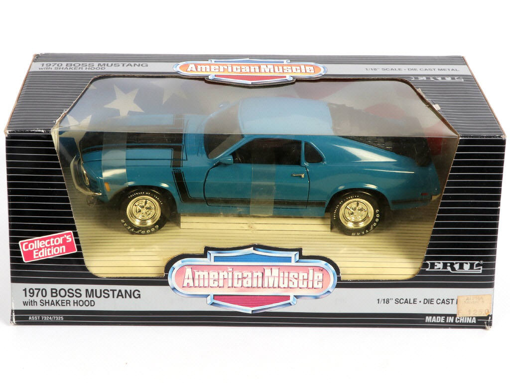 Lot 23 - ERTL (USA) (4)