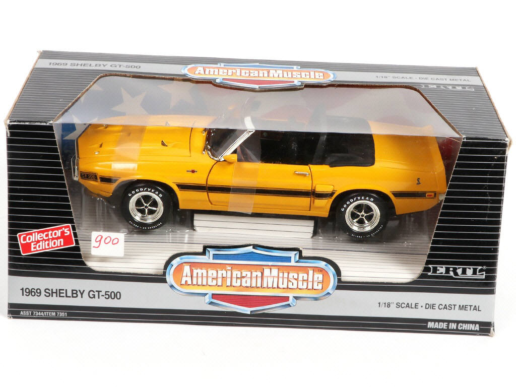 Lot 24 - ERTL (USA) (4)