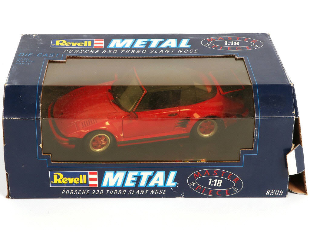 Lot 35 - REVELL (ALLEMAGNE) (4)