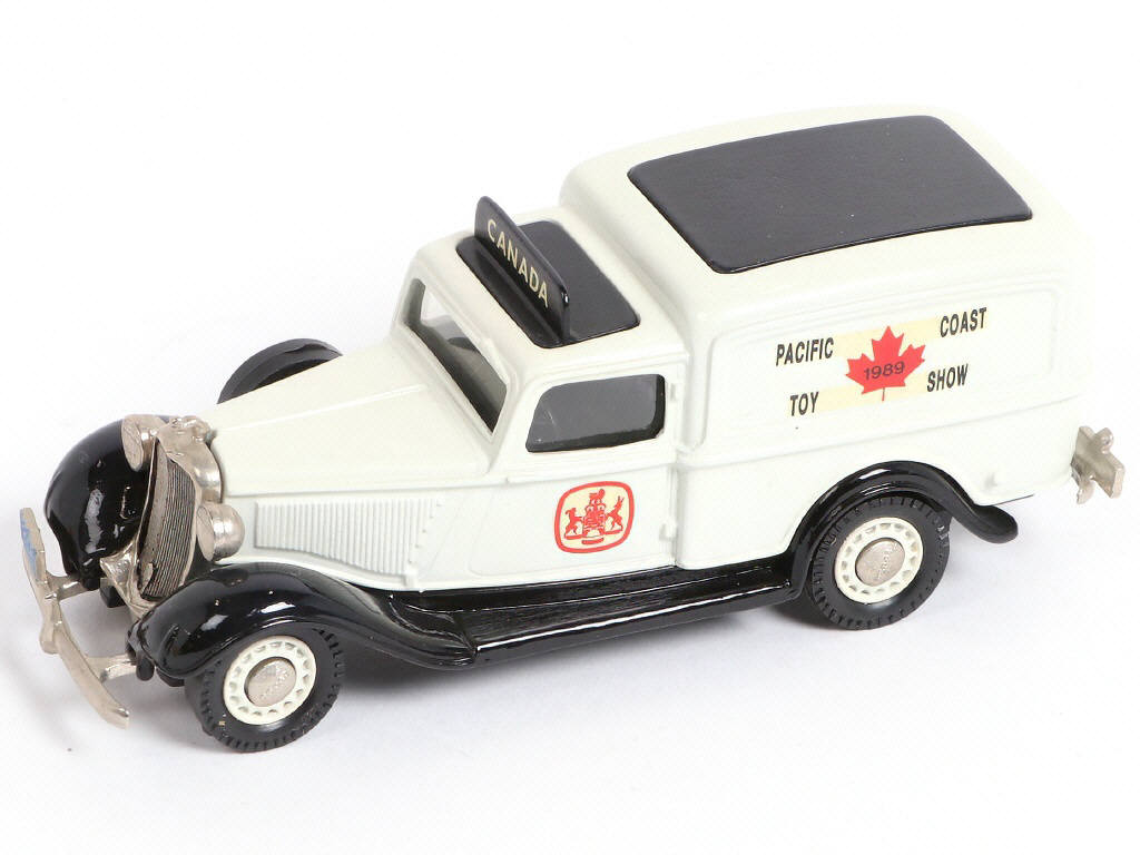 Lot 134 - BROOKLIN MODELS (GB) (1)