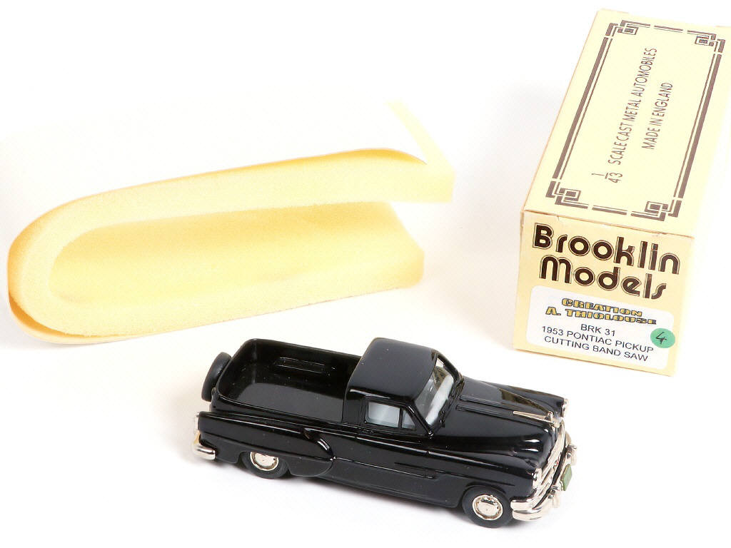Lot 141 - BROOKLIN MODELS (GB) (1)