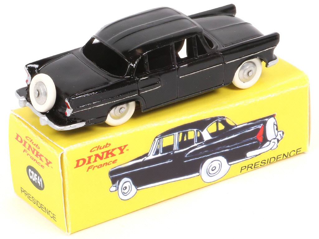 Lot 204 - CLUB DINKY FRANCE (1)