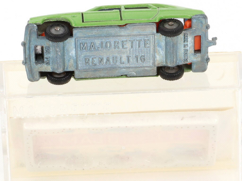 Lot 146 - MAJORETTE (FRANCE) (1)