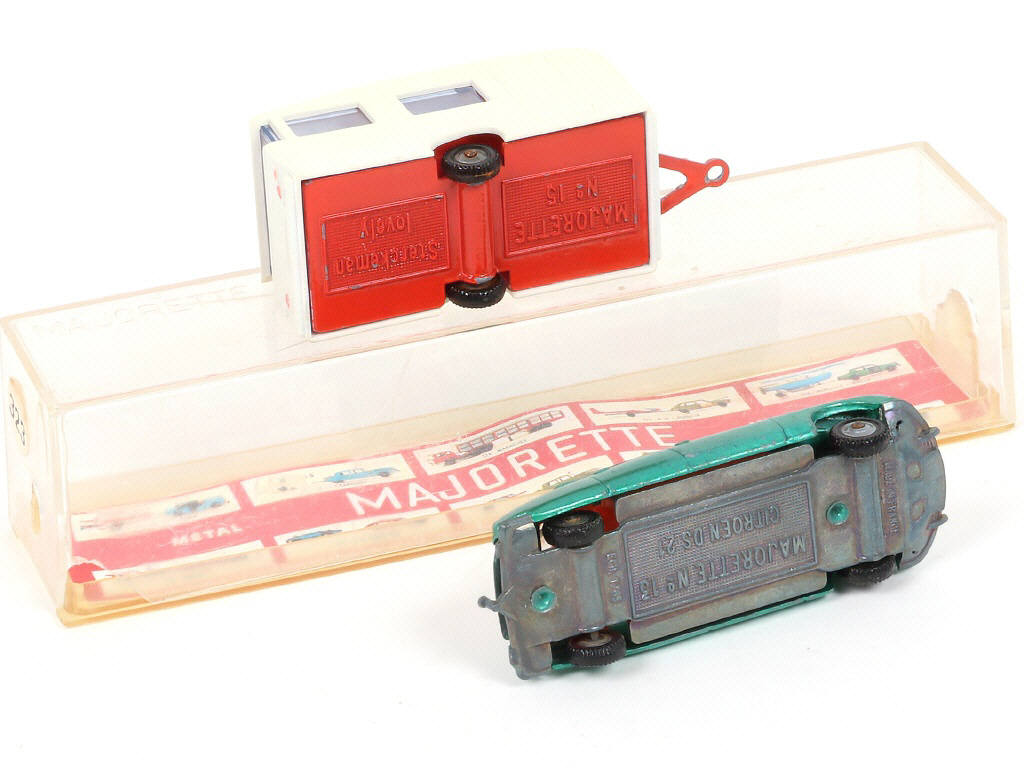 Lot 152 - MAJORETTE (FRANCE) (2)