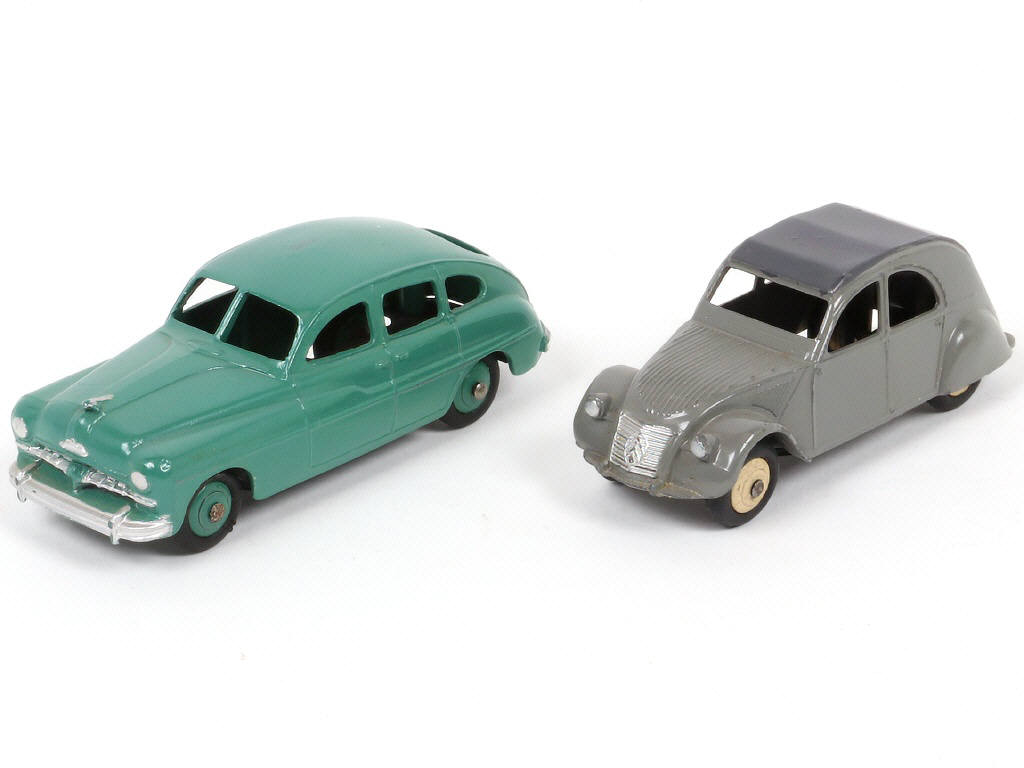 Lot 279 - DINKY TOYS (FRANCE) (2)
