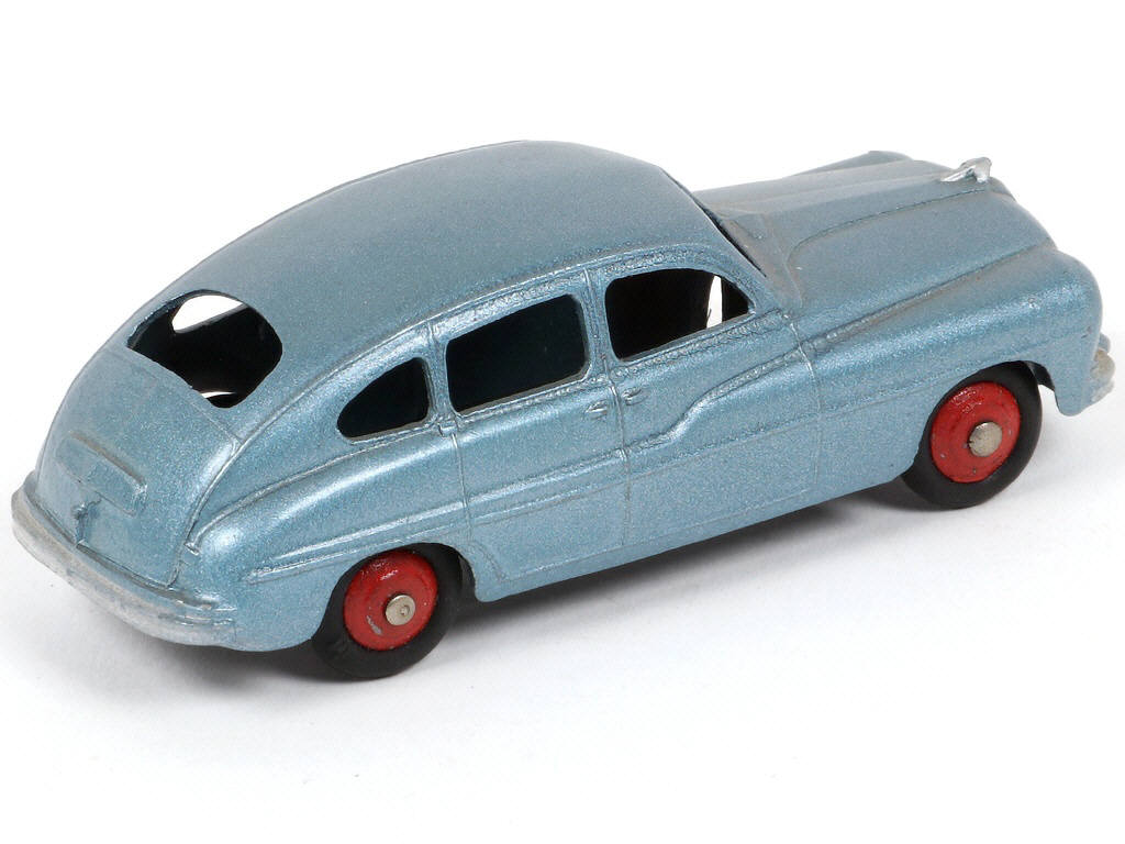 Lot 276 - DINKY TOYS (FRANCE) (1)