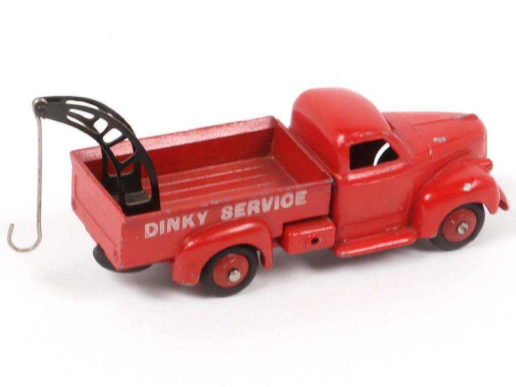 Lot 268 - DINKY TOYS (FRANCE) (1)