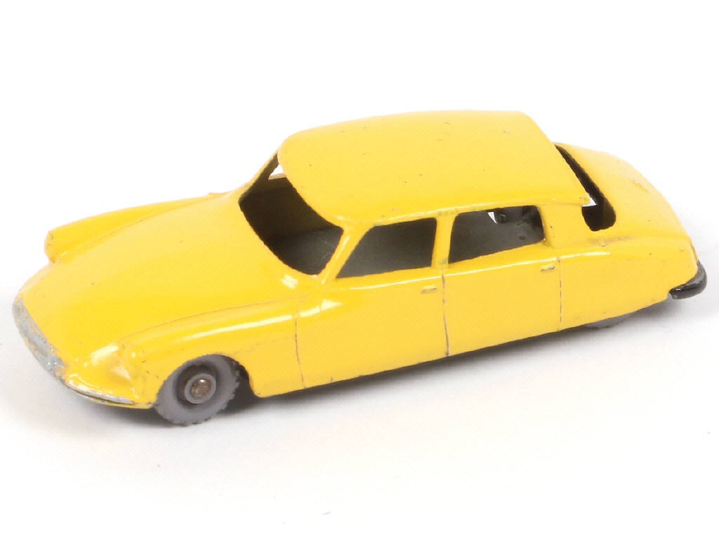 Lot 129 - MATCHBOX (GB) (1)