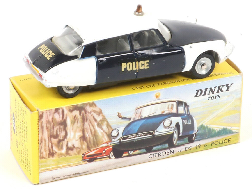 Lot 269 - DINKY TOYS (FRANCE) (1)