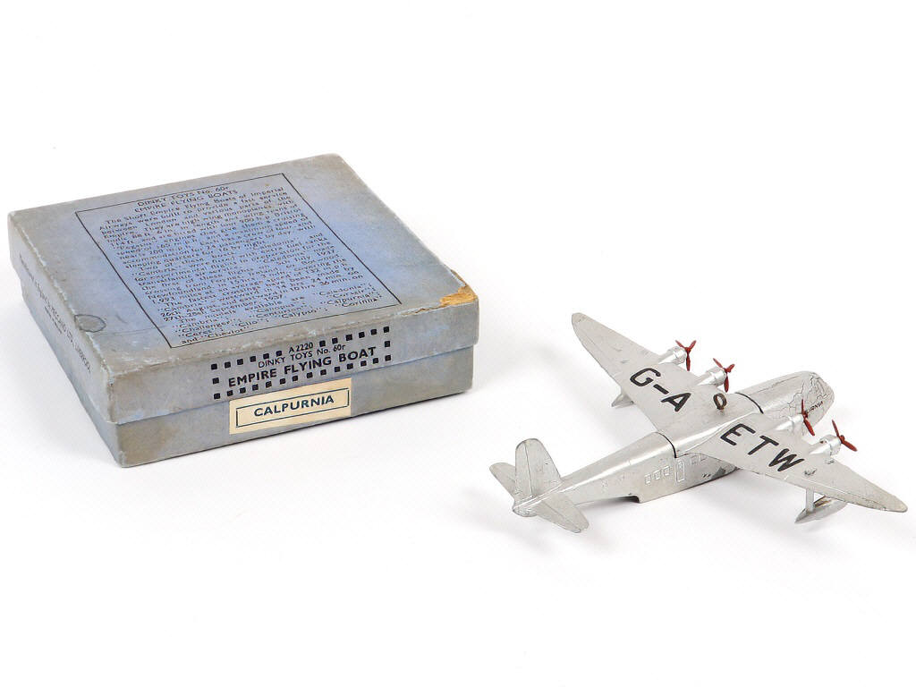 Lot 302 - DINKY TOYS (GB) (1)