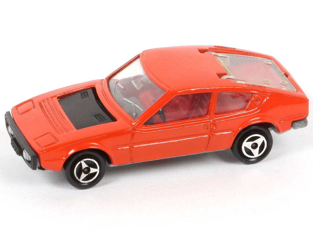 Lot 183 - MAJORETTE (FRANCE) (1)