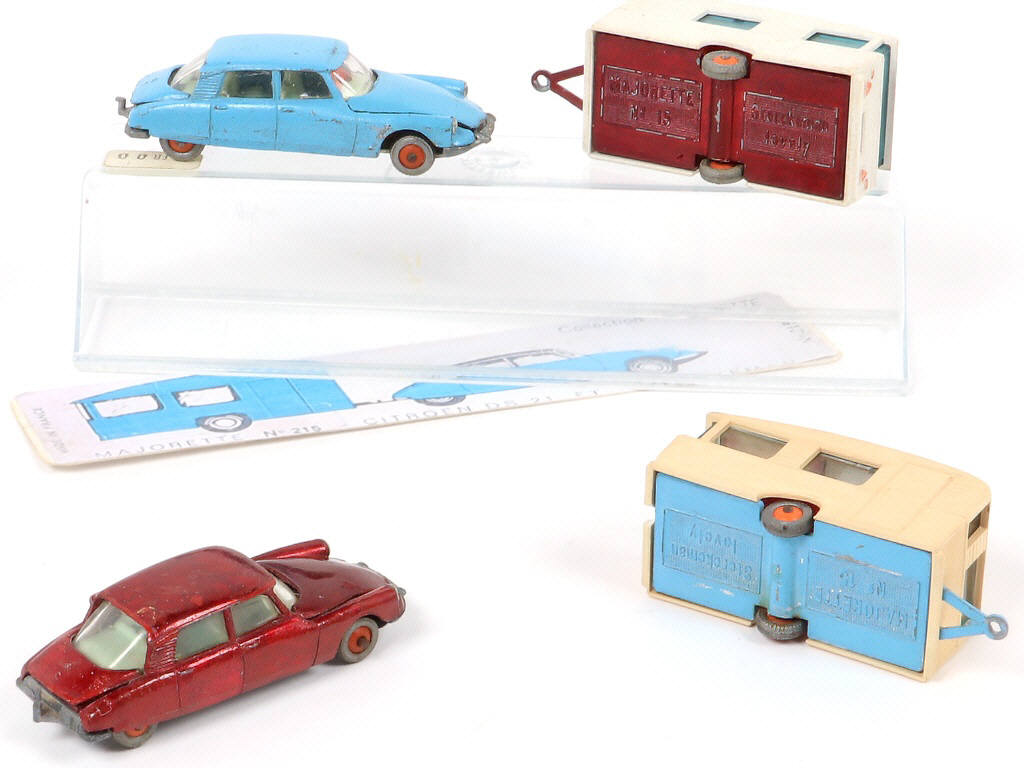 Lot 211 - MAJORETTE (FRANCE) (4)