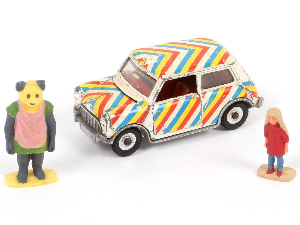 Lot 315 - DINKY TOYS (GB) (3)