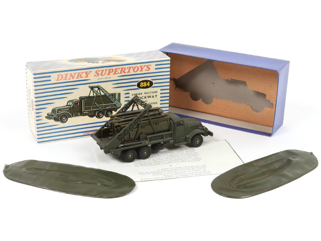 Lot 278 - DINKY TOYS (FRANCE) (1)