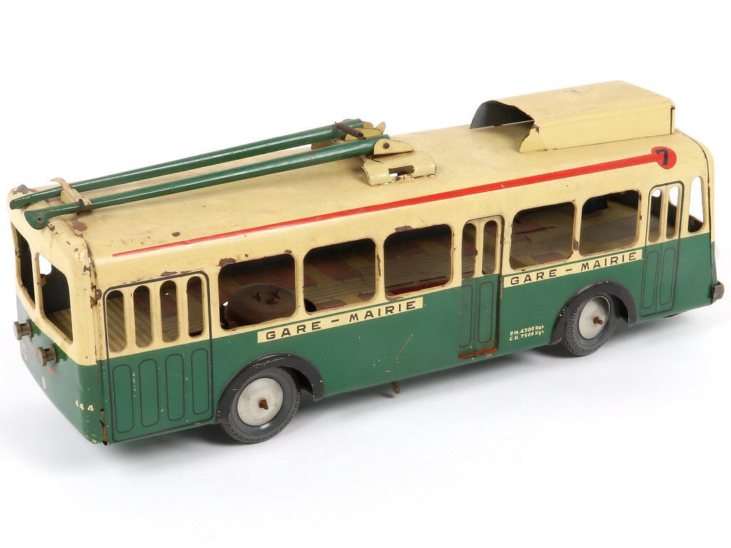 Lot 59 - JOUSTRA (FRANCE) (1)