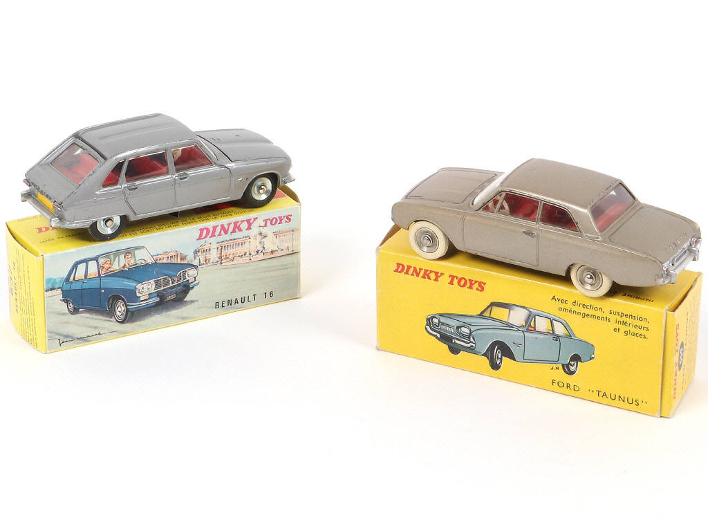 Lot 282 - DINKY TOYS (FRANCE) (2)