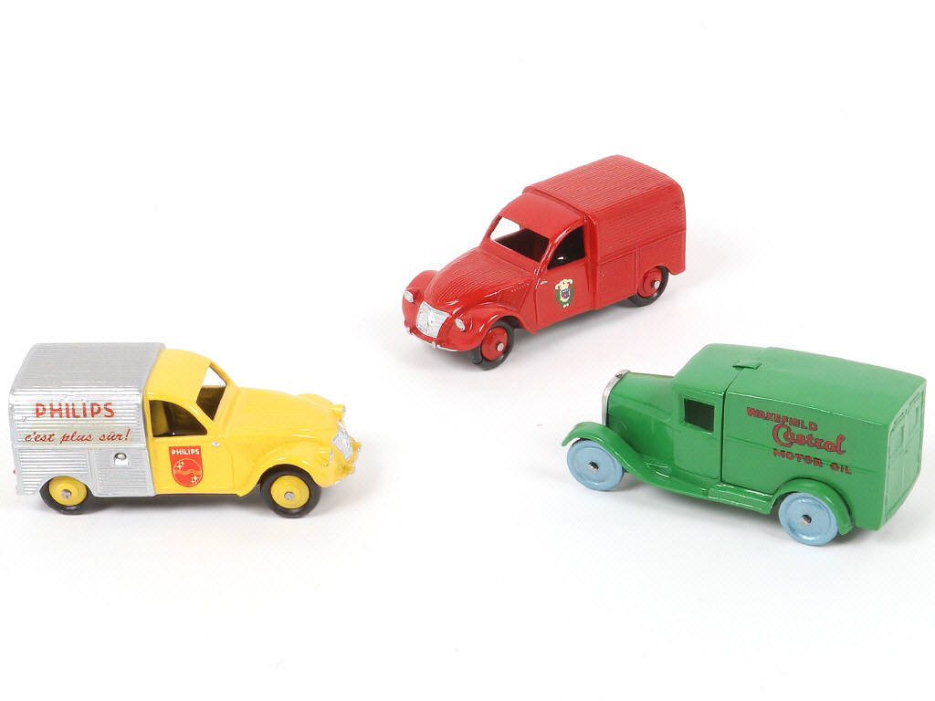 Lot 254 - P.P. COPY (GB) (3)