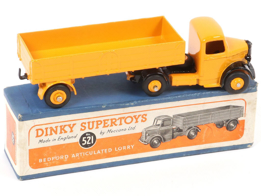 Lot 298 - DINKY TOYS (GB) (1)