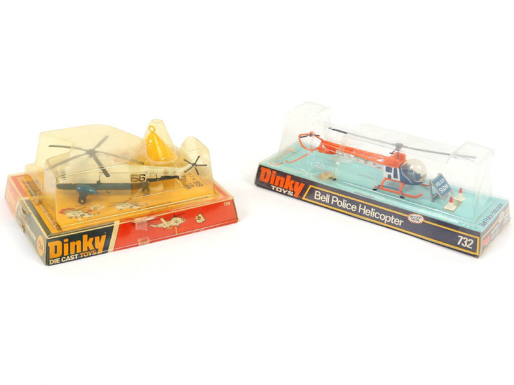 Lot 313 - DINKY TOYS (GB) (2)