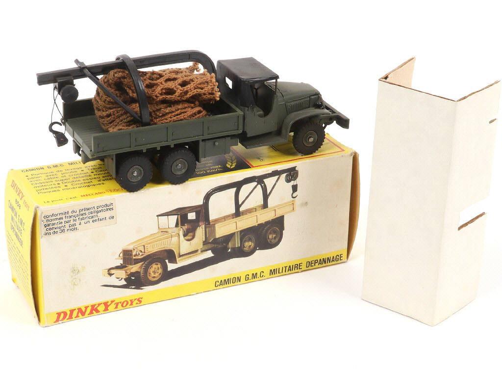 Lot 276 - DINKY TOYS (FRANCE) (1)