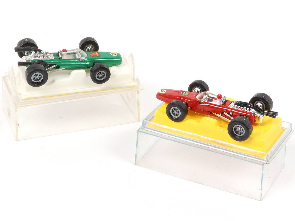 Lot 202 - MAJORETTE (FRANCE) (2)