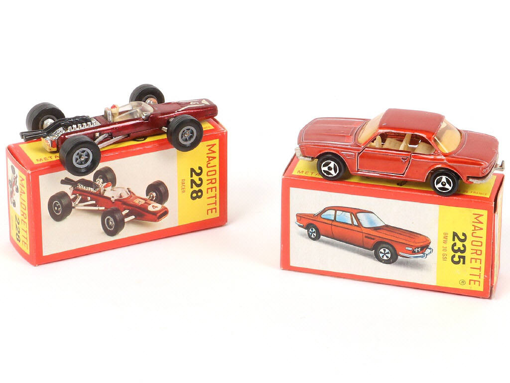 Lot 200 - MAJORETTE (FRANCE) (2)