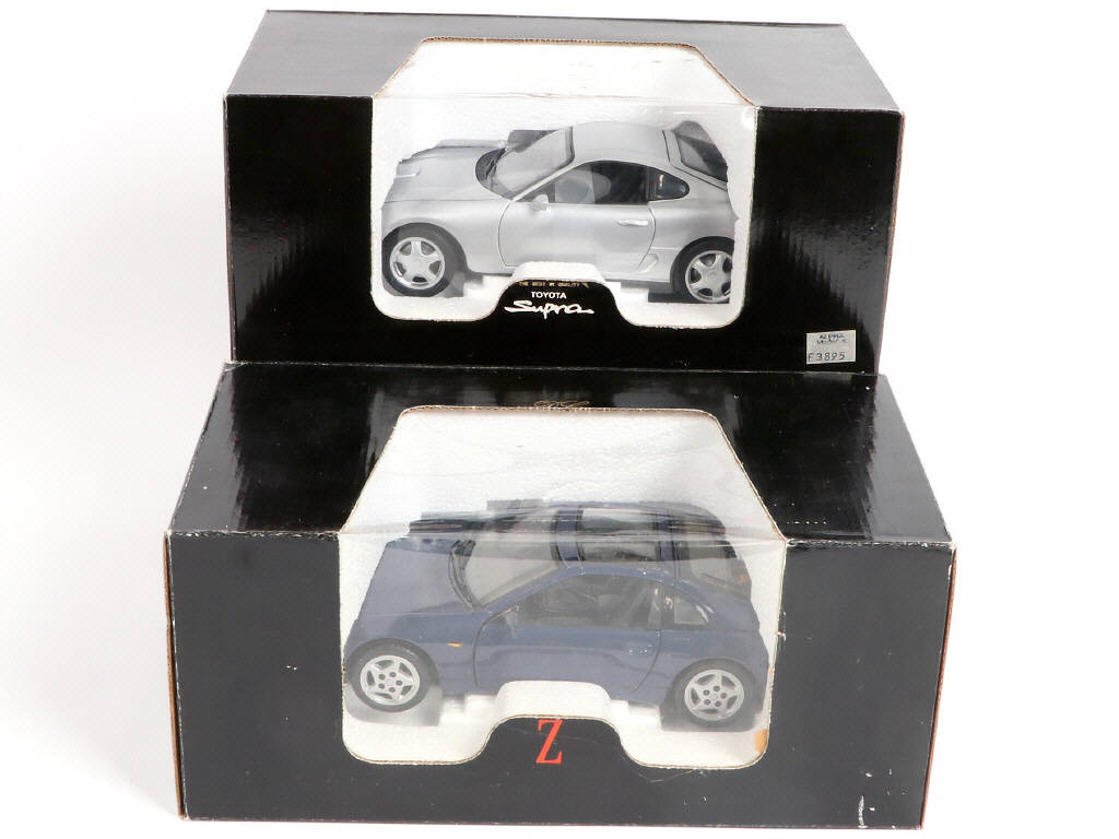 Lot 25 - KYOSHO (JAPON) (2)